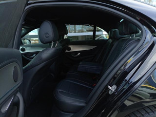 Mercedes Benz E 220 D 4MATIC