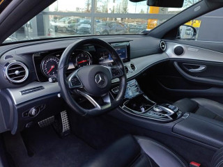 Mercedes Benz E 220 D 4MATIC