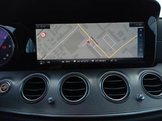 Mercedes Benz E 220 D 4MATIC
