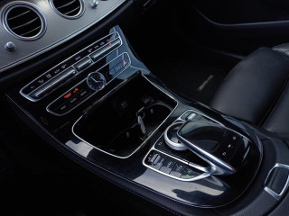 Mercedes Benz E 220 D 4MATIC