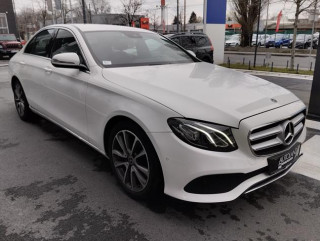 Mercedes Benz E 220 2.0 