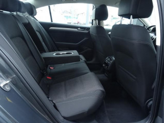 Volkswagen Passat B8 1.6 TDI Comfort DSG 