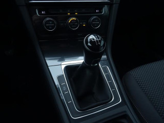 Volkswagen Golf 7 1.6 TDI Trendline 
