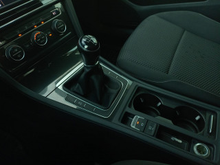 Volkswagen Golf 7 1.0 TSI Trendline