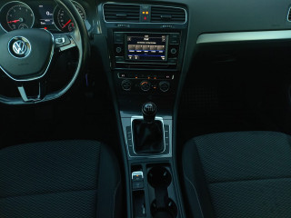 Volkswagen Golf 7 1.0 TSI Trendline