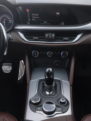 Alfa Romeo Stelvio 2.2 jtdm AUT Q4
