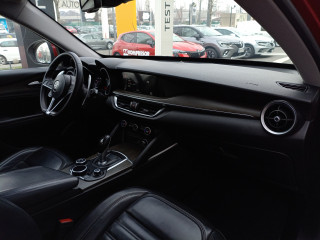 Alfa Romeo Stelvio 2.0 Q4