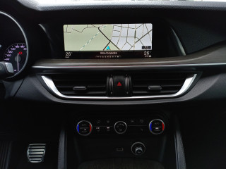 Alfa Romeo Stelvio 2.0 Q4