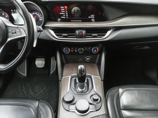 Alfa Romeo Stelvio 2.0 Q4