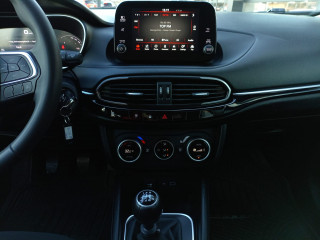 Fiat Tipo 1.4 Life