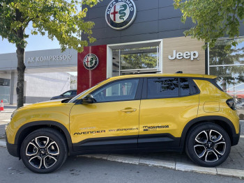 Jeep Avenger MHEV 1.2 100ks DCT6 Summit - DEMO 