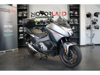 Honda Integra 750 