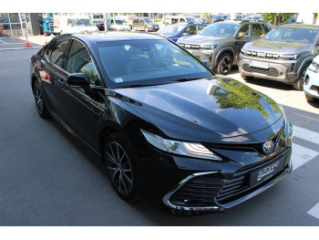 Toyota Camry 2.5 HYBRID CVT 