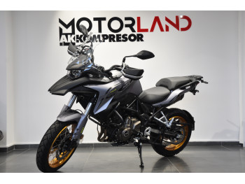 QJMOTOR SRT 700X 