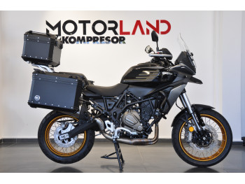 QJMOTOR SRT 700SX 