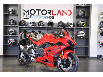 QJMOTOR SRK 800 RR 