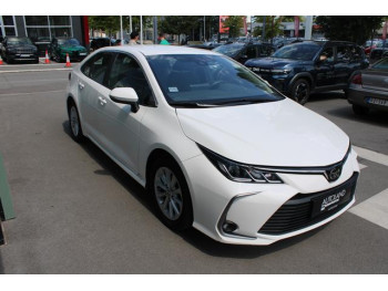Toyota Corolla 1.5 LUNA 