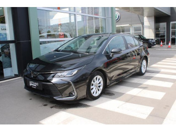 Toyota Corolla 1.5 LUNA AUT 