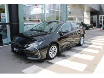 Toyota Corolla 1.5 LUNA AUT 