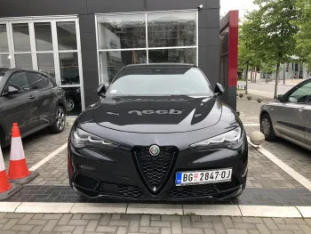 Alfa Romeo Stelvio 2.0 Petrol 280KS Q4 AT8 VELOCE DEMO 