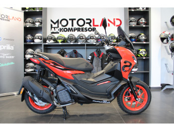 Aprilia SR GT 200 Sport 