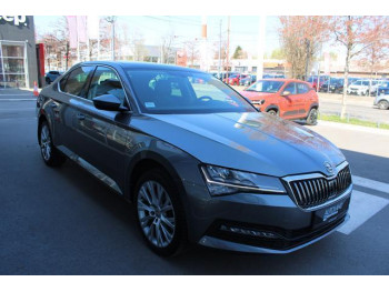 Škoda Superb 1.4 TSI AMBITION DSG 