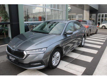 Škoda Octavia 2.0 TDI AMBITION DSG 