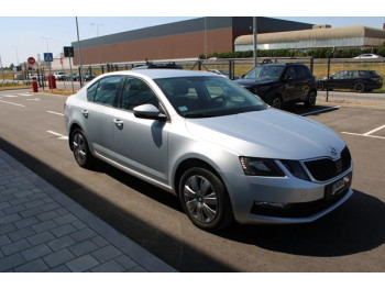 Škoda Octavia A7 AMBITION 2.0 TDI 