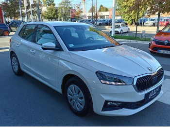 Škoda Fabia 1.0 Essence TNG 
