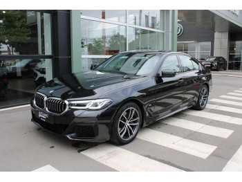 BMW 520 2.0D XDRIVE 