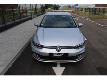 Volkswagen Golf 8 2.0 TDI DSG Life 