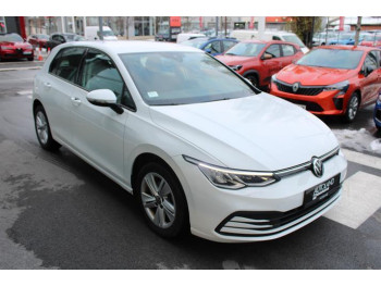 Volkswagen Golf 8 1.0 TSI Life 