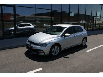 Volkswagen Golf 8 2.0 TDI DSG Life 