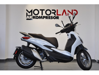 Piaggio BEVERLY 400 HPE 