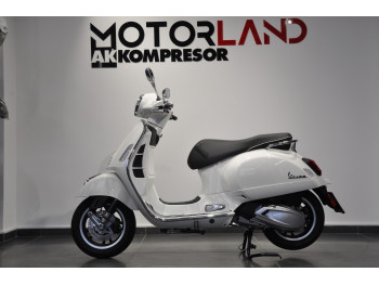 Vespa GTS SUPER 310 