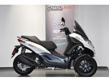 Piaggio MP3 300 