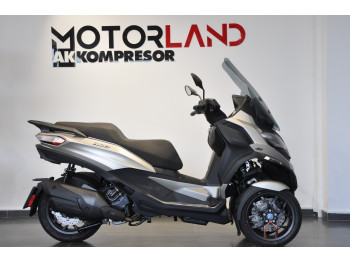 Piaggio MP3 530 Executive 