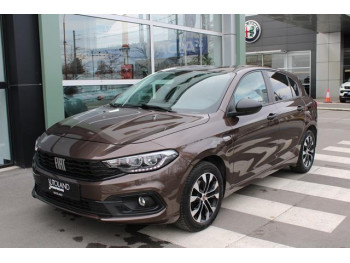 Fiat Tipo 1.4 LIFE 