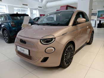 Fiat 500e BEV Hatchback 23,65 KWH 95ks  –LA PRIMA 