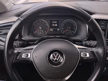 Volkswagen Polo 1.0 Comfortline 