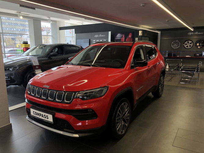 Jeep Compass 1.6mjet 130ks MT Limited -pack 3 