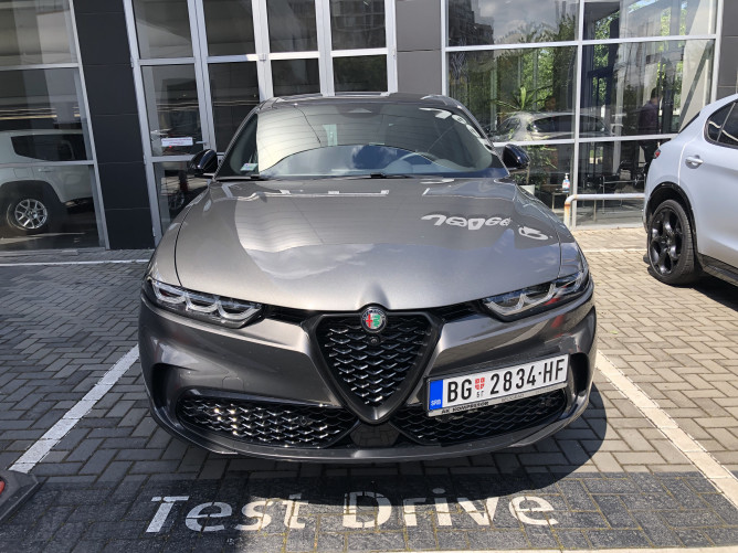Alfa Romeo Tonale 1.5 MHEV 160ks+20ks FWD DCT7 VELOCE 