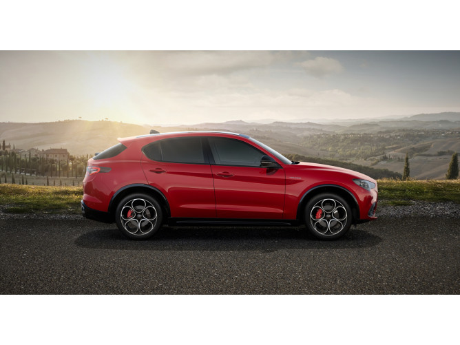 Alfa Romeo Stelvio 2.0 Petrol 280KS Q4 AT8 VELOCE 