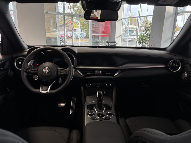 Alfa Romeo Stelvio 2.0 Petrol 280KS Q4 AT8 VELOCE 