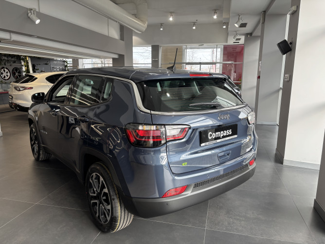 Jeep Compass 1.5 MHEV 130ks DCT7 Altitude + Promo pack 2 