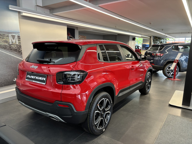 Jeep Avenger MHEV 1.2 100ks DCT6 Summit 