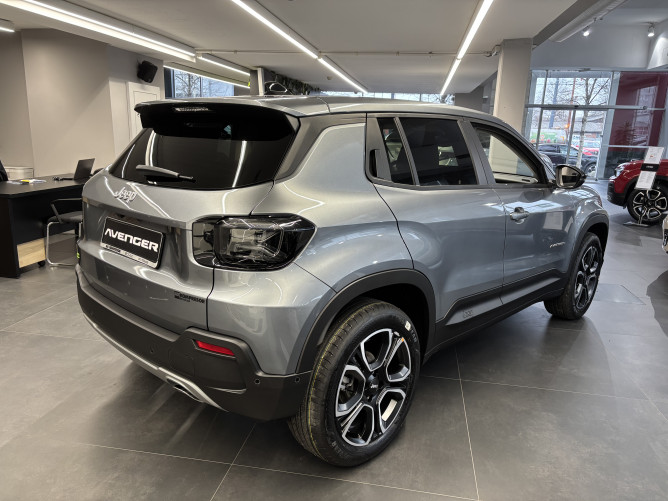 Jeep Avenger MHEV 1.2 100ks DCT6 Summit 