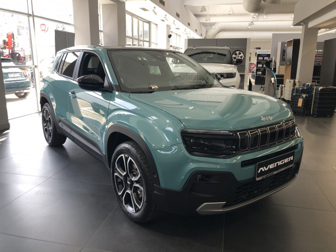 Jeep Avenger MHEV 1.2 100ks DCT6 Summit 
