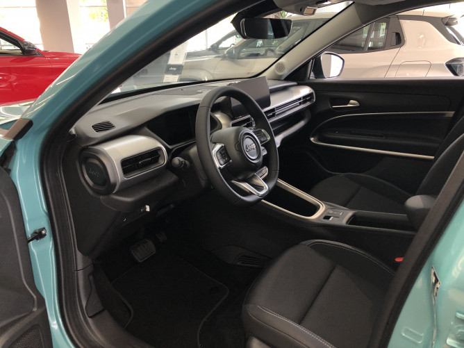 Jeep Avenger MHEV 1.2 100ks DCT6 Summit 