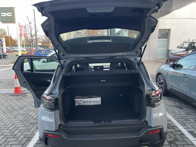 Jeep Avenger MHEV 1.2 136ks DCT6 UPLAND 4X4e - DEMO 